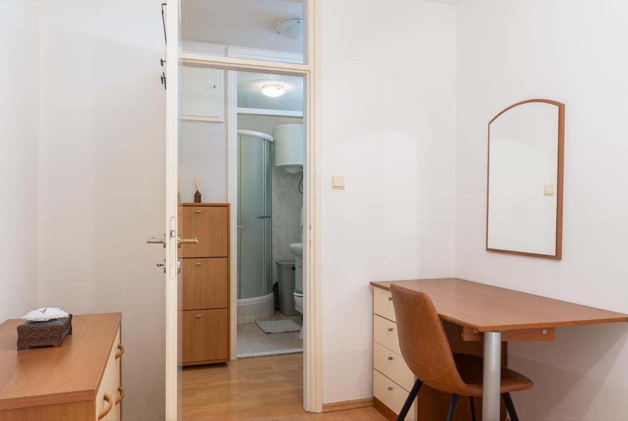 Adriatic Charm: Coastal Heaven Of Dubrovnik Apartman Kültér fotó